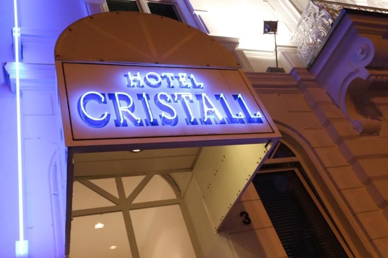 Crystal Hotel – Frankfurt City