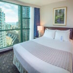 Rosedale on Robson Suite Hotel